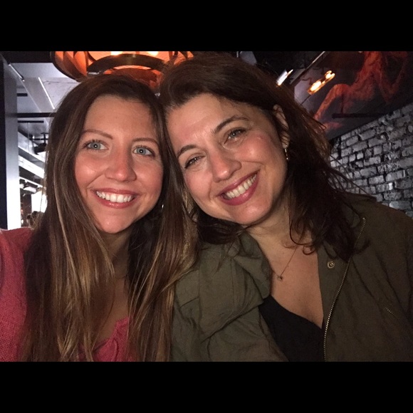 Meet your Posher, Lillian - Picture 2 of 3